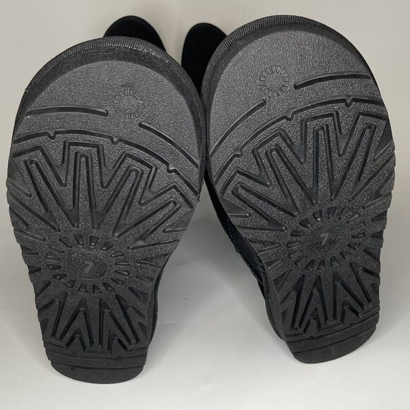 In-N-Out Burger Black W sz 7 Suede Boots Shoes Shearling Red Crystal Palm Trees - Picture 14 of 15